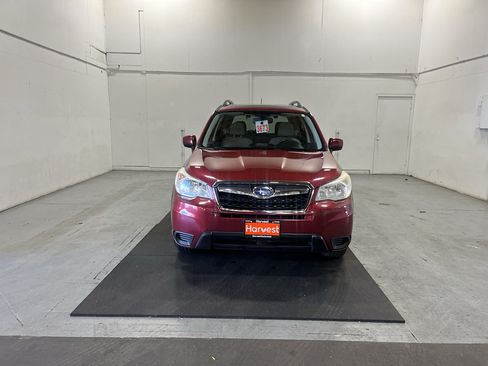 Used 2015 Subaru Forester 2.5i Premium AWD/4WD image 3