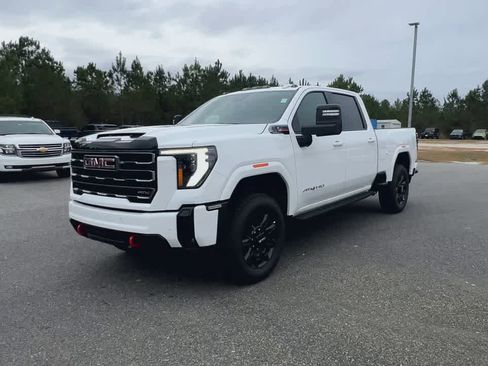 New 2026 GMC Sierra 2500 AT4 w/ AT4 Premium Plus Package image 4