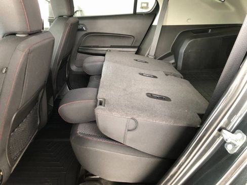 Used 2017 Chevrolet Equinox LT w/ Convenience Package image 11