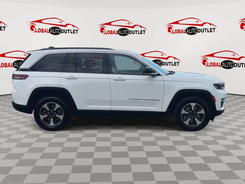 Used 2024 Jeep Grand Cherokee Limited 4xe AWD/4WD image 9