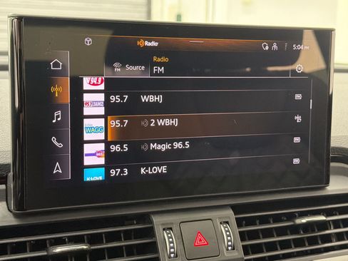 Certified 2023 Audi SQ5 Premium Plus w/ Premium Plus Package AWD/4WD image 21