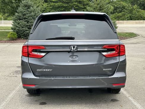 Used 2023 Honda Odyssey Touring image 4