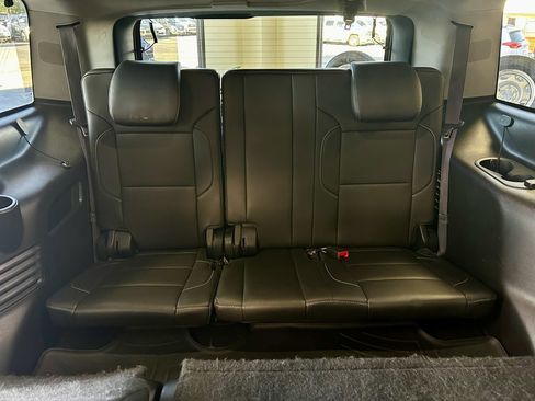 Used 2015 Chevrolet Tahoe LT w/ Luxury Package image 18