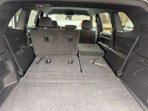 Certified 2025 GMC Acadia Elevation image 12