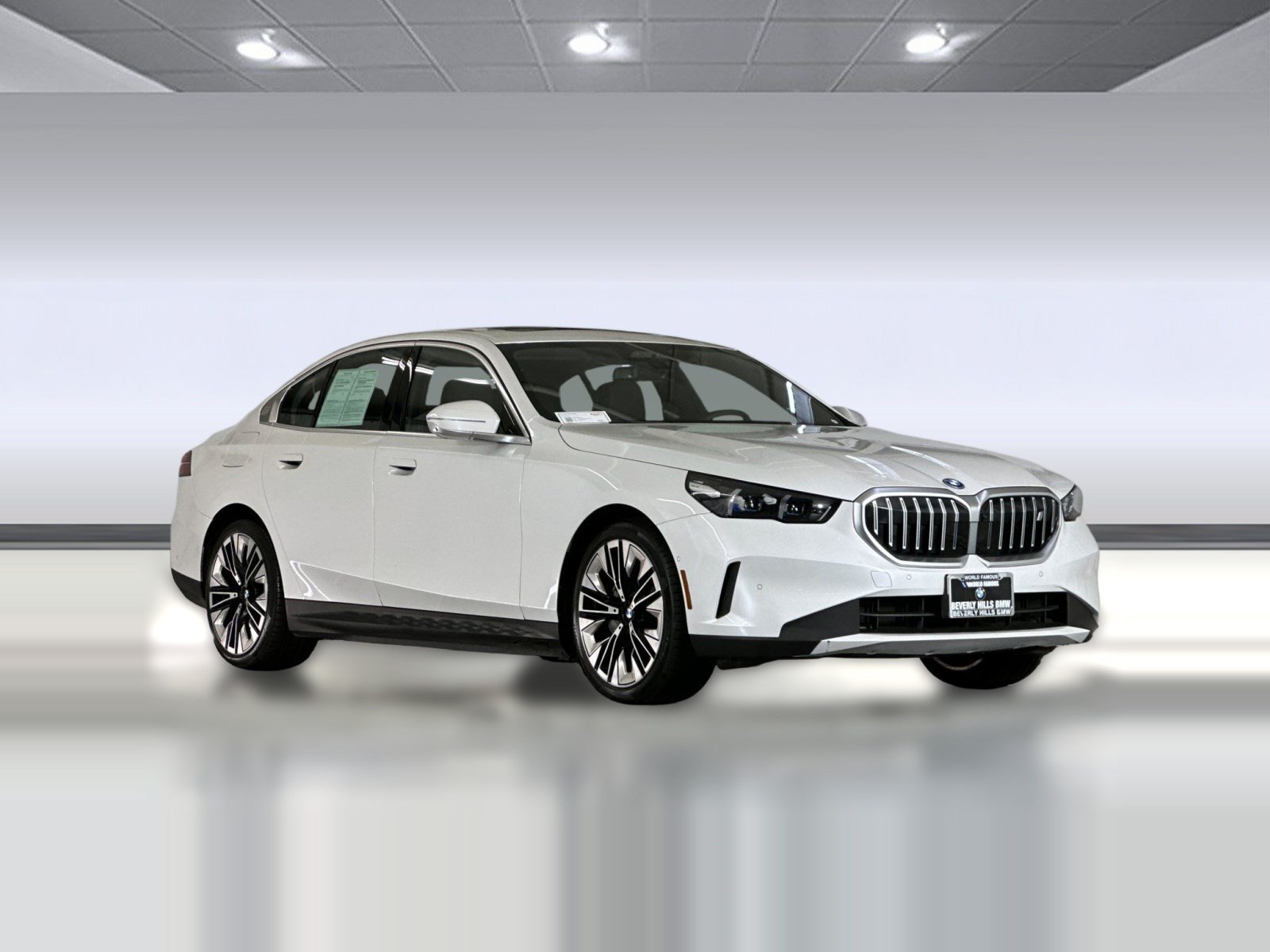 Used 2026 BMW i5 eDrive40 w/ Premium Package AWD/4WD image 7
