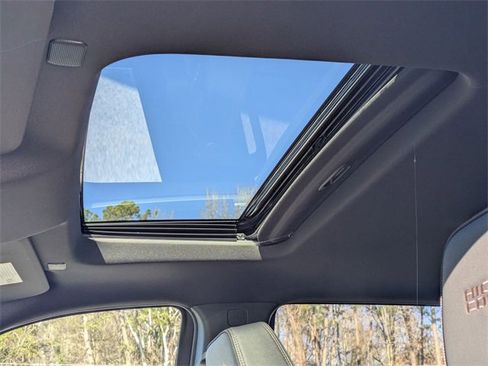 New 2026 Chevrolet Silverado 1500 High Country image 13