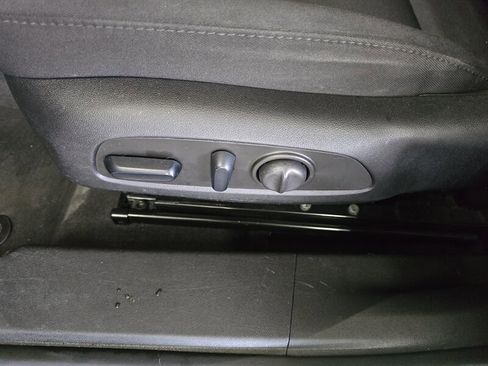 Used 2023 Chevrolet Malibu RS image 17