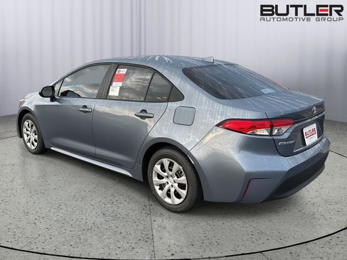 New 2026 Toyota Corolla LE FWD image 4