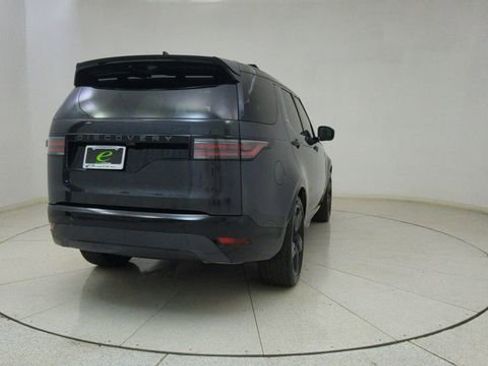Used 2024 Land Rover Discovery Dynamic SE AWD/4WD image 72