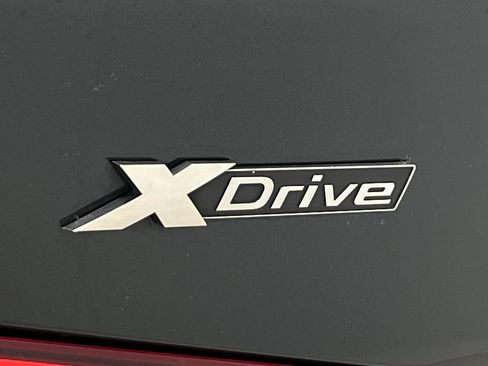 Used 2018 BMW M550i xDrive AWD/4WD image 42