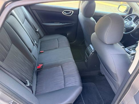 Used 2018 Nissan Sentra SV w/ Premium Package (P01) FWD image 27
