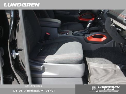 Used 2023 Nissan Frontier PRO-4X w/ Pro Convenience Package AWD/4WD image 24