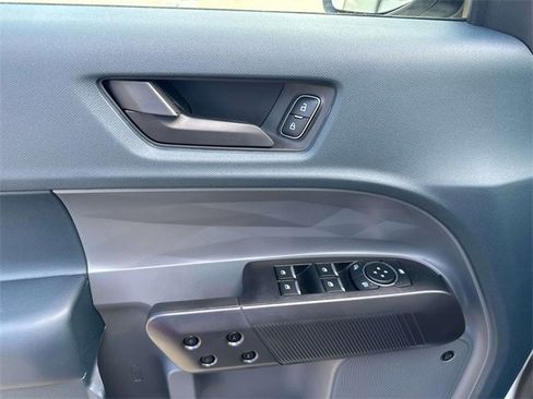 New 2025 Ford Maverick Lariat w/ Black Appearance Package image 19