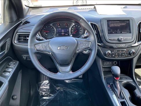 Used 2023 Chevrolet Equinox RS FWD image 6