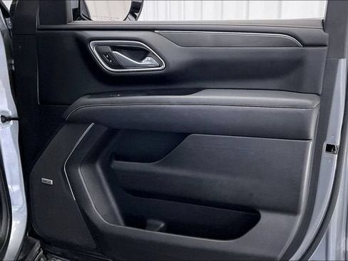 Certified 2023 GMC Yukon XL AT4 w/ AT4 Premium Package AWD/4WD image 22
