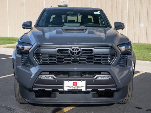 New 2025 Toyota Tacoma TRD Sport w/ TRD Sport Premium Package image 3