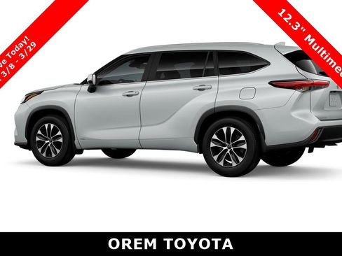 New 2026 Toyota Highlander XLE image 5