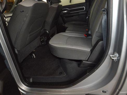 Used 2024 RAM 2500 Big Horn w/ Bed Utility Group image 26