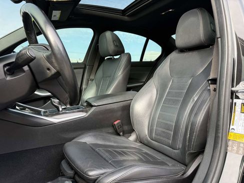 Used 2019 BMW 330i xDrive Sedan AWD/4WD image 17