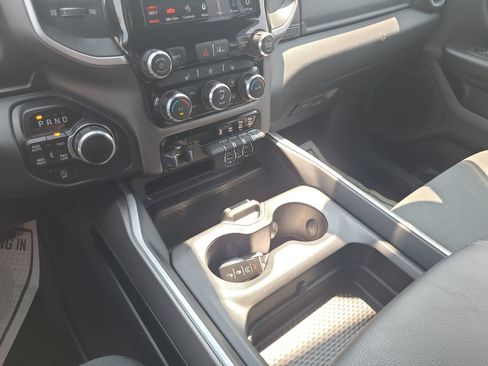 Used 2021 RAM 1500 Big Horn AWD/4WD image 29