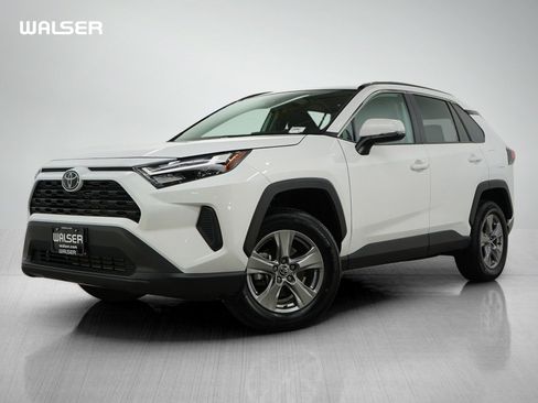 Used 2025 Toyota RAV4 XLE w/ Convenience Package AWD/4WD image 1