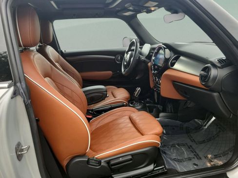 Used 2022 MINI Cooper S w/ Signature Upholstery Package image 10