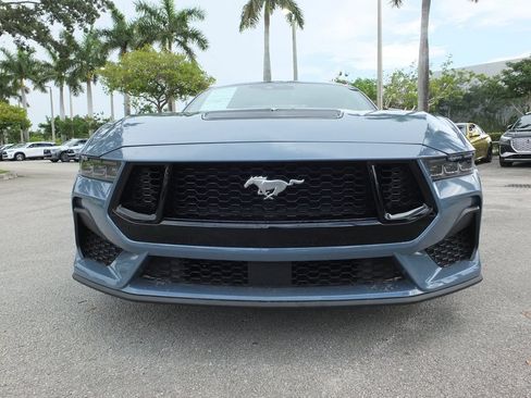Used 2025 Ford Mustang GT Premium RWD image 14