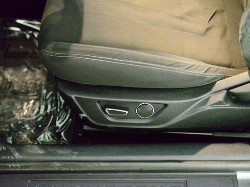 Used 2019 Ford Mustang GT w/ Black Accent Package image 23