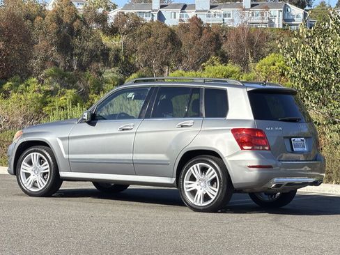 Used 2015 Mercedes-Benz GLK 350 2WD w/ Premium 1 Package image 4