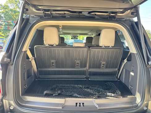 Used 2021 Ford Expedition Limited image 18