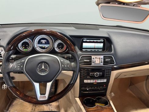 Used 2014 Mercedes-Benz E 350 Cabriolet image 22