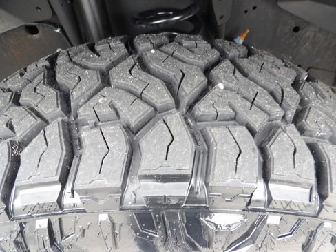 Used 2023 RAM 2500 Tradesman AWD/4WD image 68