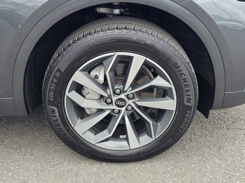 Used 2023 Audi Q5 2.0T Premium w/ Convenience Package AWD/4WD image 29