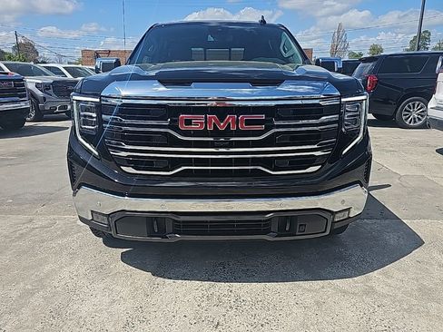 Certified 2025 GMC Sierra 1500 SLT w/ SLT Premium Plus Package image 3