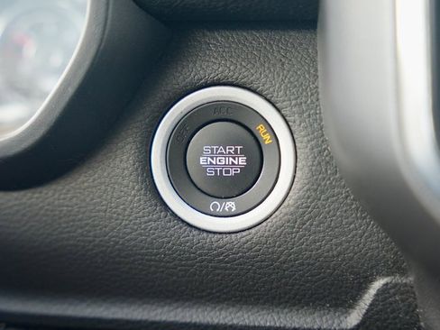 Used 2021 RAM 1500 Laramie w/ Sport Appearance Package image 23