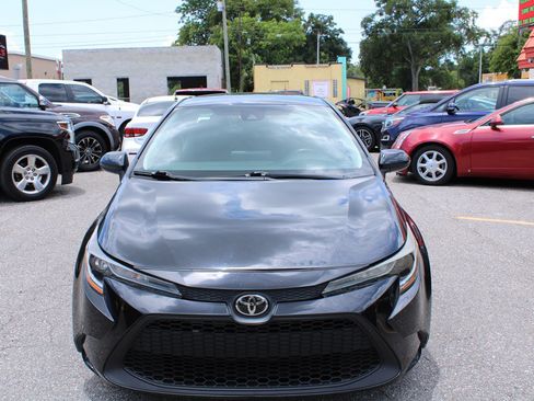 Used 2022 Toyota Corolla LE FWD image 6