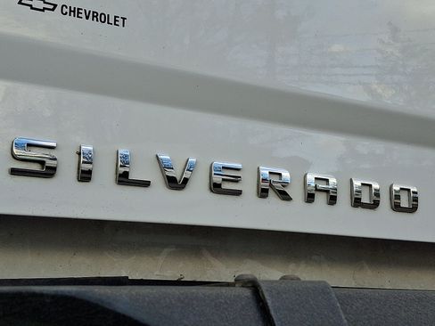 Used 2015 Chevrolet Silverado 3500 High Country w/ Duramax Plus Package image 32