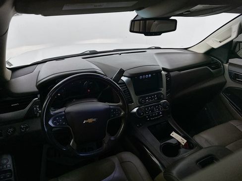 Used 2019 Chevrolet Tahoe LT w/ Luxury Package AWD/4WD image 21
