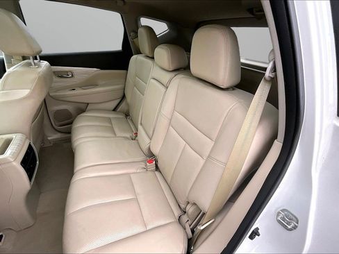 Used 2015 Nissan Murano Platinum w/ Platinum Technology Package AWD/4WD image 18