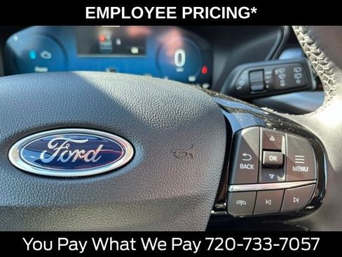 New 2026 Ford Escape SE w/ PHEV Premium Package FWD image 25