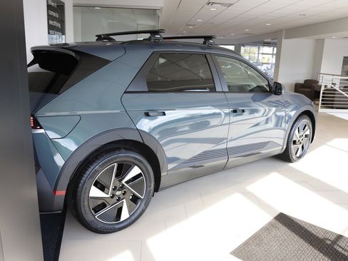 New 2025 Hyundai Ioniq 5 SEL image 2