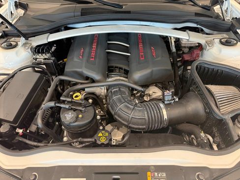 Used 2015 Chevrolet Camaro Z/28 RWD image 10