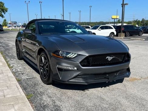 Used 2022 Ford Mustang GT Premium w/ Equipment Group 401A RWD image 4