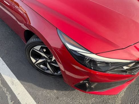 Certified 2023 Hyundai Elantra Limited FWD image 2