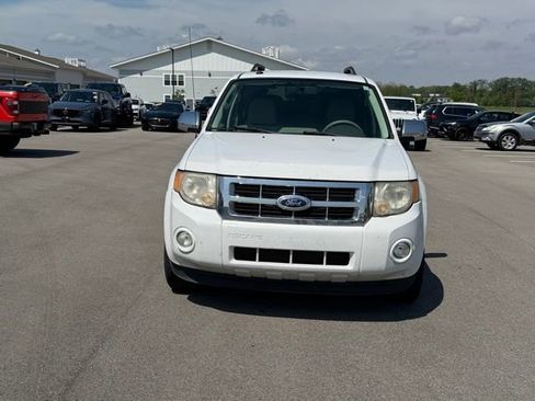 Used 2011 Ford Escape XLT FWD image 2