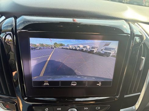 Used 2023 Chevrolet Traverse LT AWD/4WD image 14