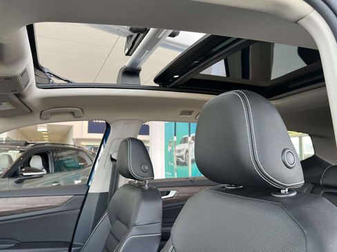 New 2025 Volkswagen Atlas SEL AWD/4WD image 18