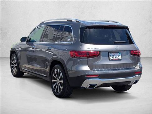 Used 2022 Mercedes-Benz GLB 250 image 8