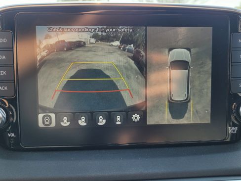 Used 2020 Hyundai Santa Fe Limited image 25