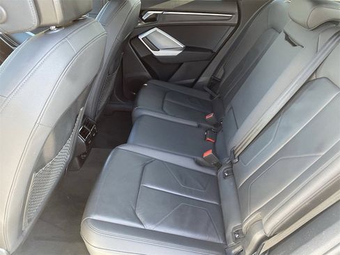 Used 2023 Audi Q3 2.0T Premium image 14